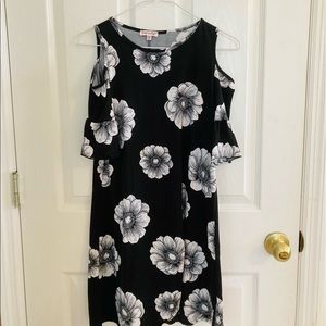 Floral print shoulder cutout dress